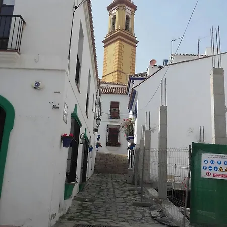 With One Bedroom In Estepona, With Wifi - 220 M From The Bea Apartament Estepona