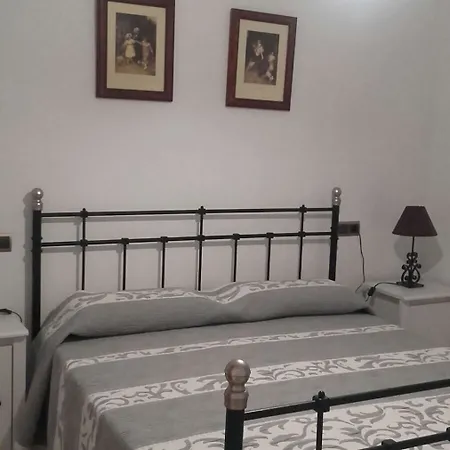 With One Bedroom In Estepona, With Wifi - 220 M From The Bea *
