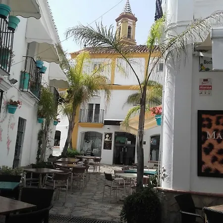 Apartment With One Bedroom In Estepona, With Wifi - 220 M From The Bea